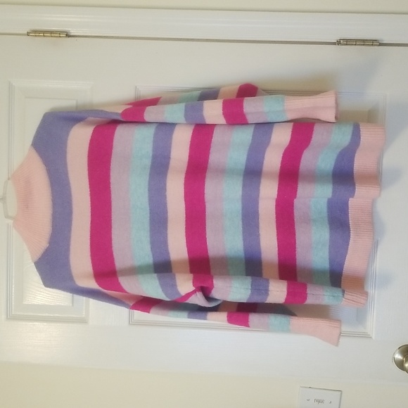 Long Sleeve Sweeper Top by Cabana by Crown & Ivy - Picture 3 of 3